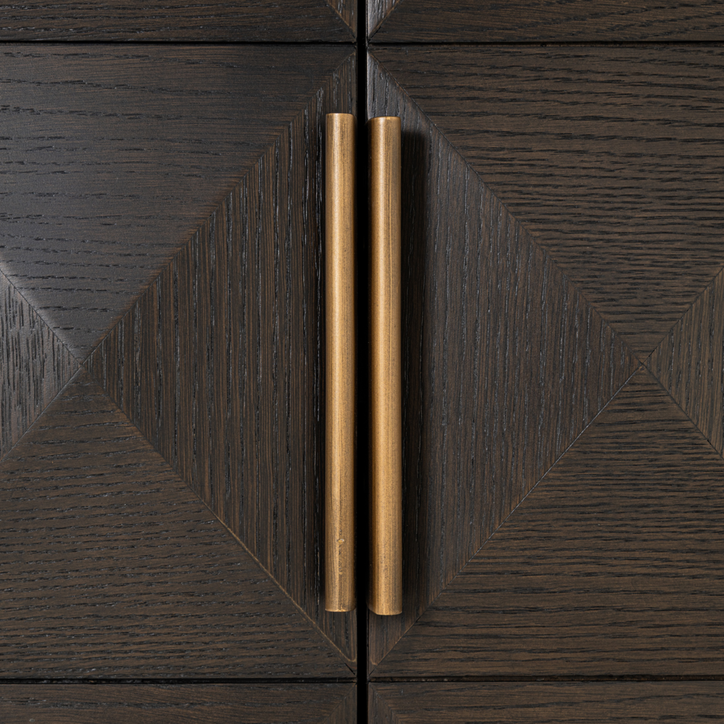 Sideboard Claremont brown 4-doors 2-shelves